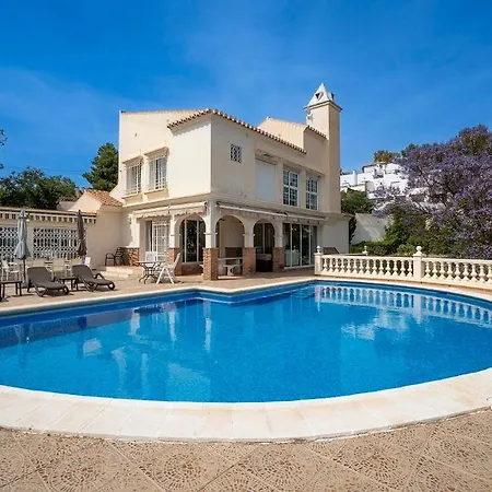 Tres Palmeras Menyber Villa